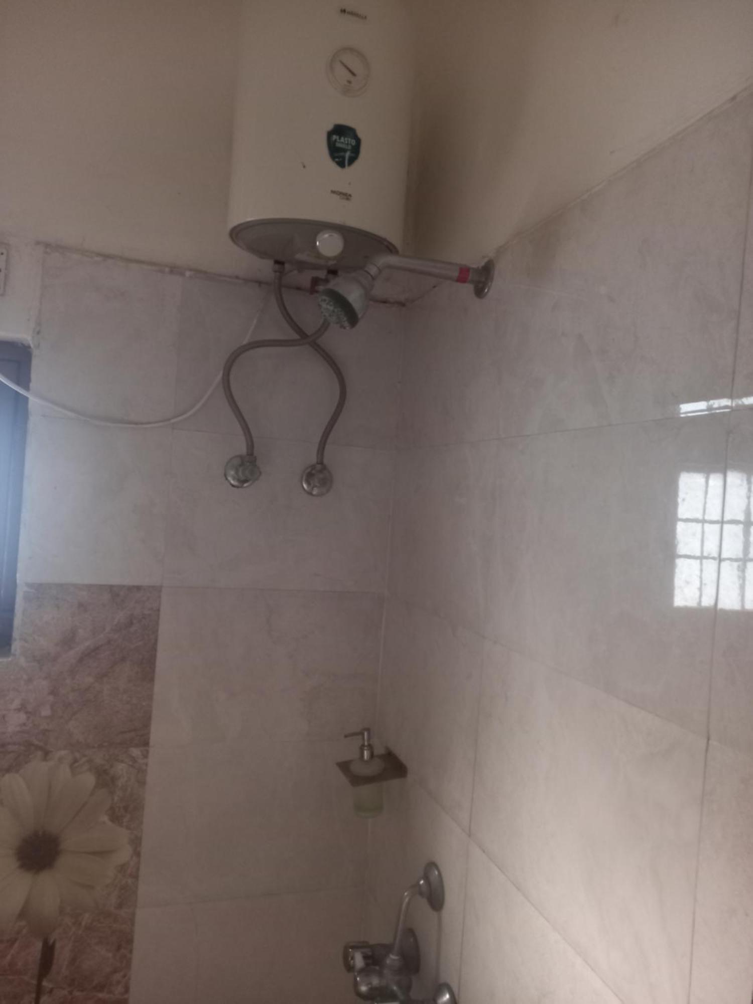 The English Gaon 4 Bhk Bhopál Kültér fotó