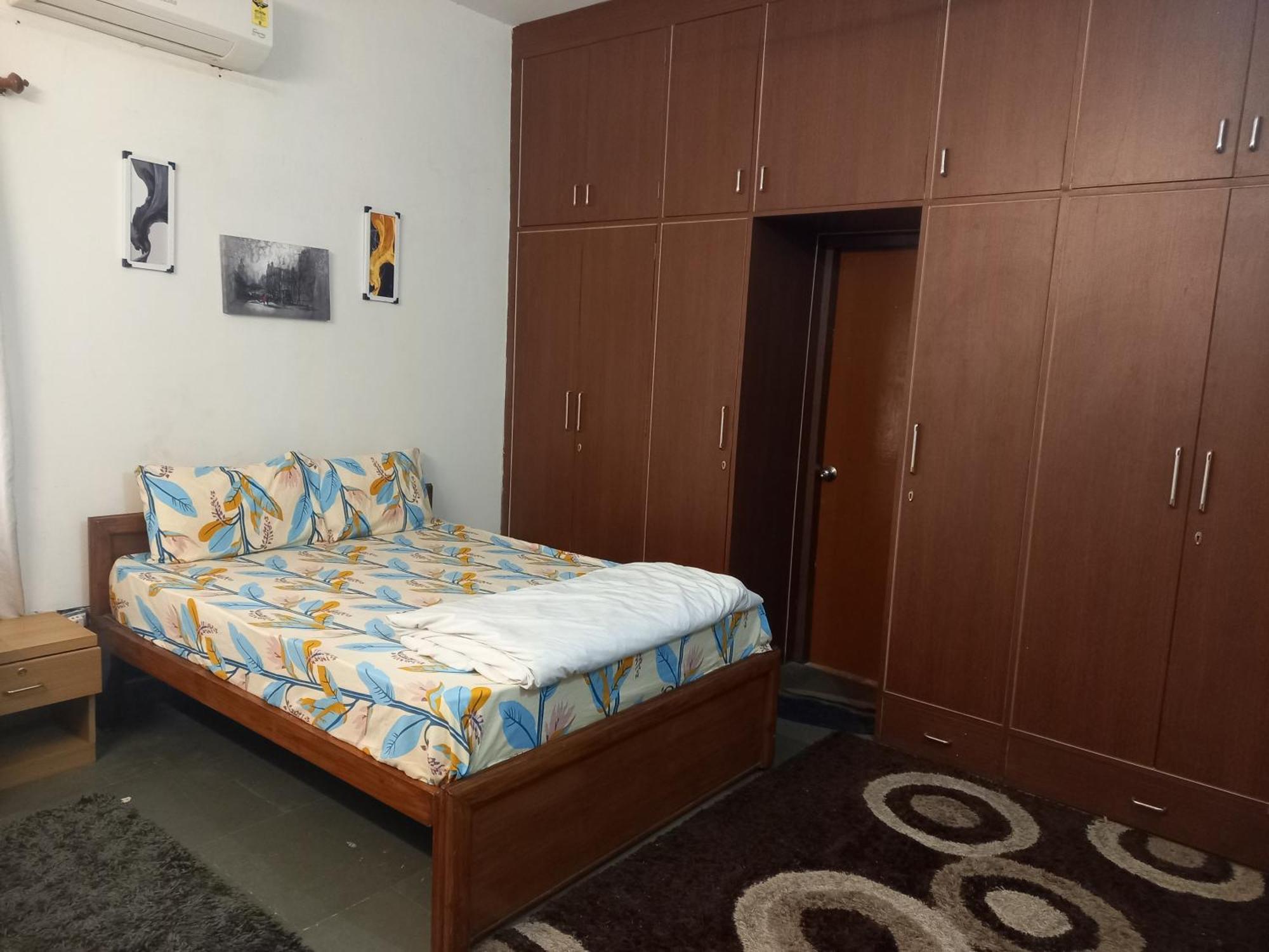 The English Gaon 4 Bhk Bhopál Kültér fotó